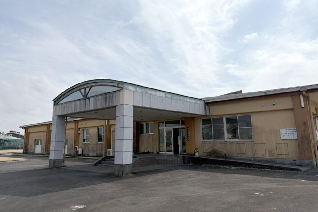 精液処理棟(外観)